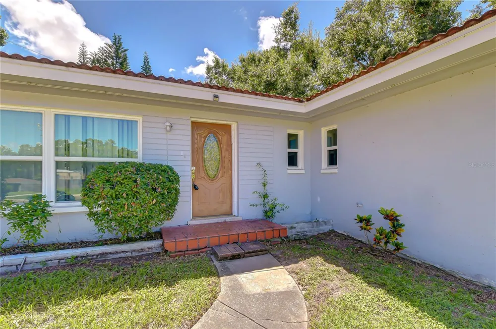 1001 BAY BREEZE TERRACE Largo, FL 33770