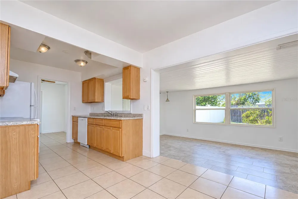 1001 BAY BREEZE TERRACE Largo, FL 33770