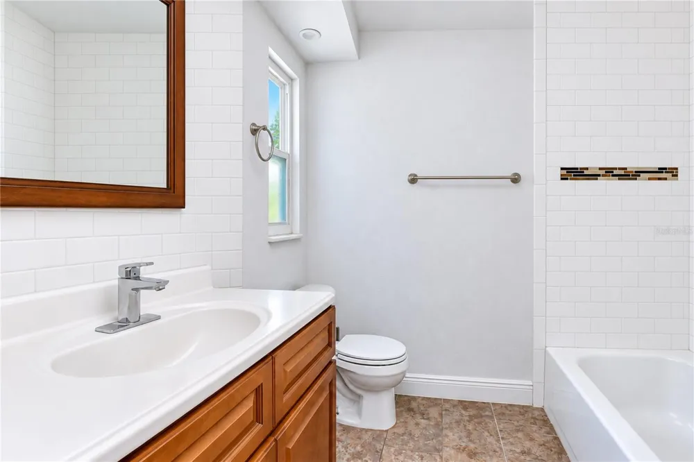 1001 BAY BREEZE TERRACE Largo, FL 33770