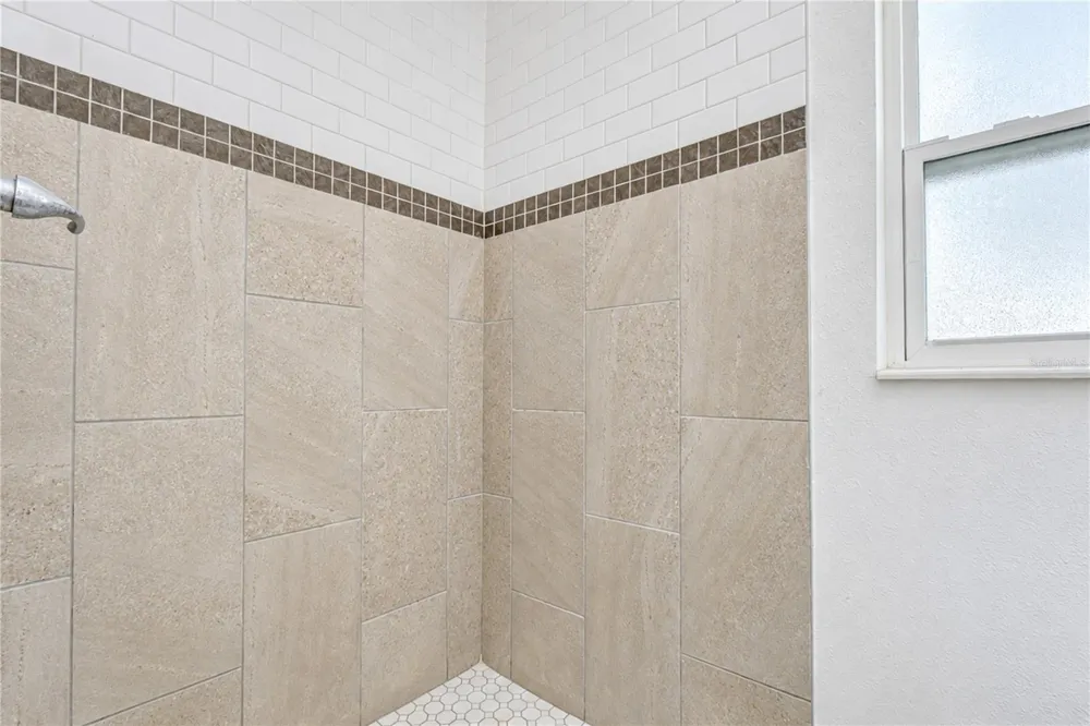 1001 BAY BREEZE TERRACE Largo, FL 33770