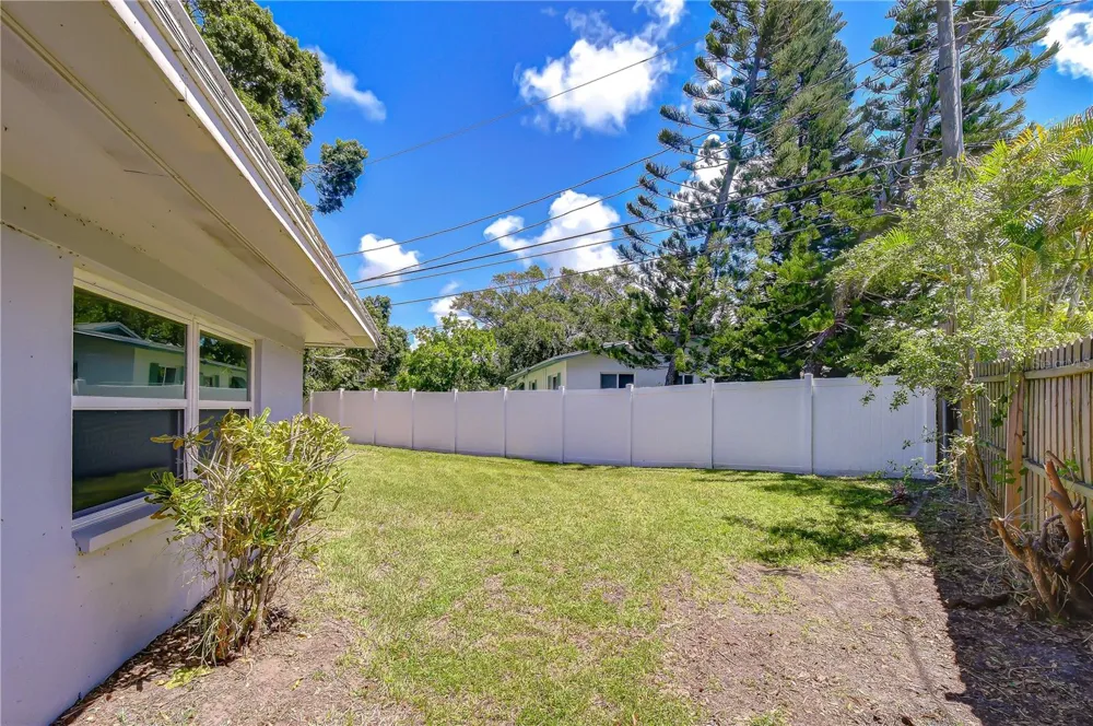 1001 BAY BREEZE TERRACE Largo, FL 33770