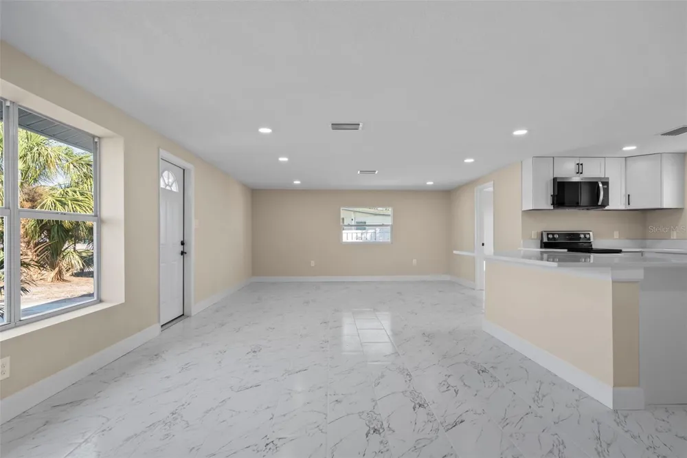 6211 CORNELL ROAD Bradenton, FL 34207