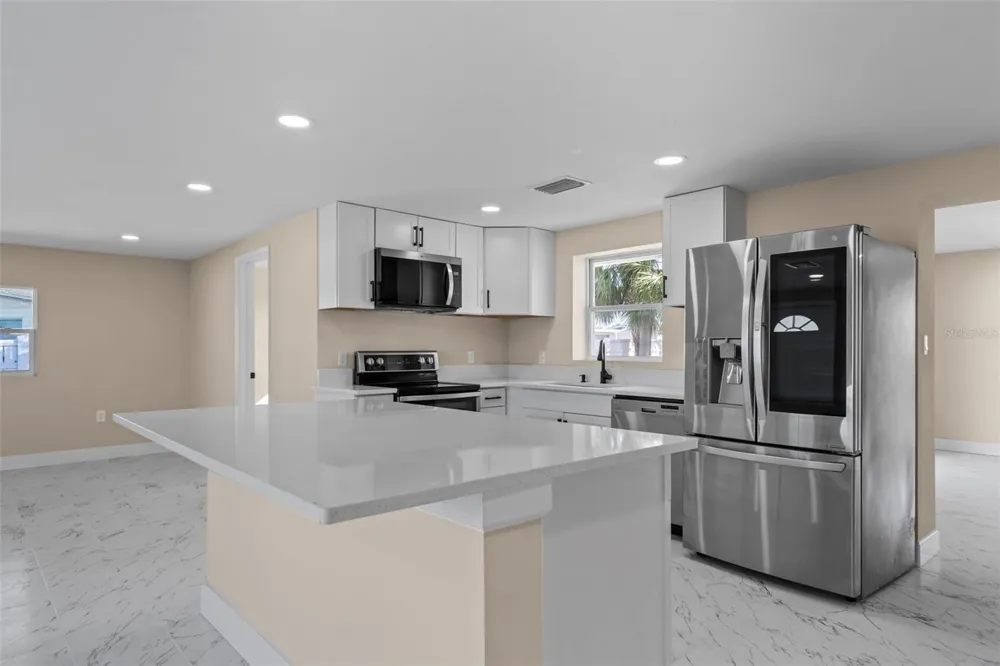 6211 CORNELL ROAD Bradenton, FL 34207