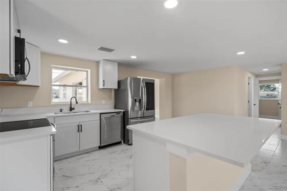 6211 CORNELL ROAD Bradenton, FL 34207