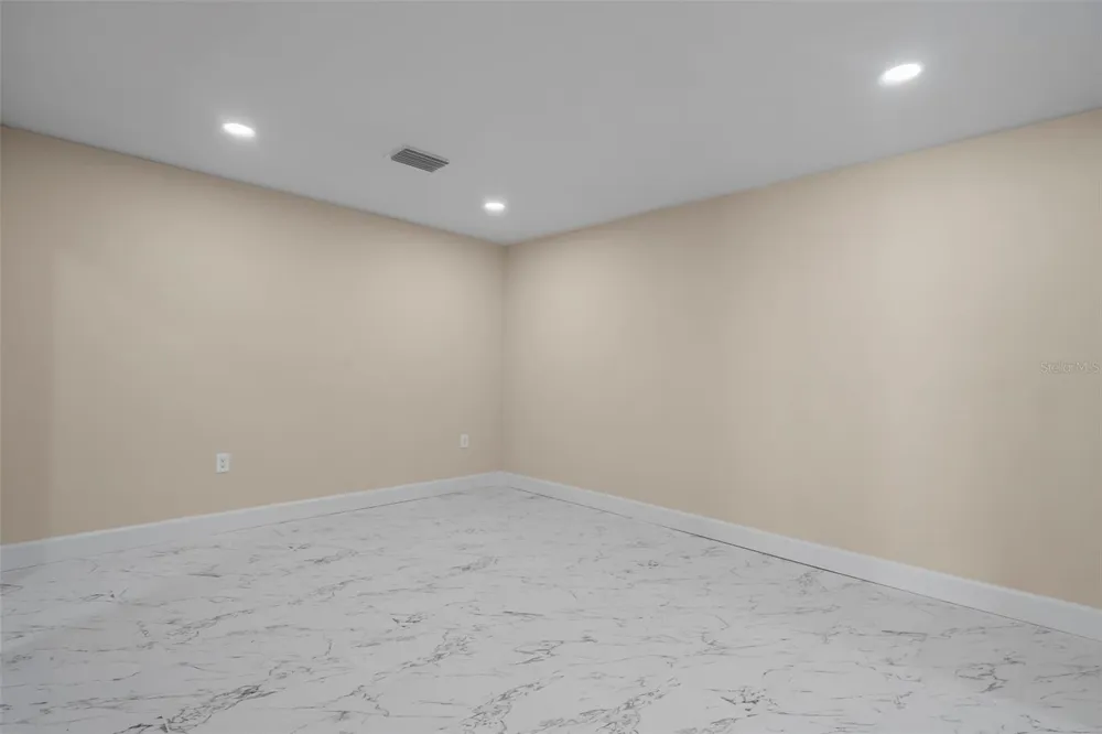 6211 CORNELL ROAD Bradenton, FL 34207