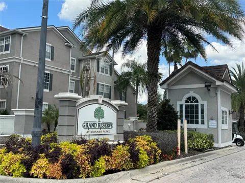 3325 S KIRKMAN ROAD #438