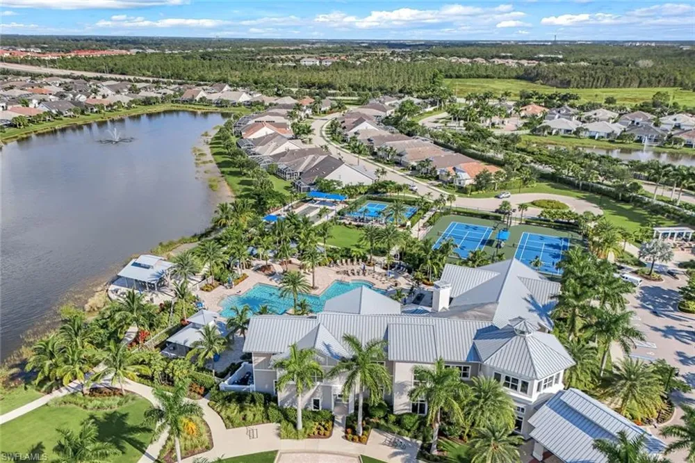 10661 Jackson Square Drive Estero, FL 33928