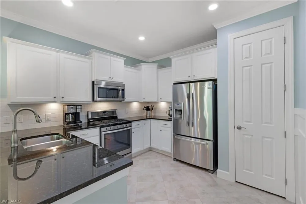 10661 Jackson Square Drive Estero, FL 33928