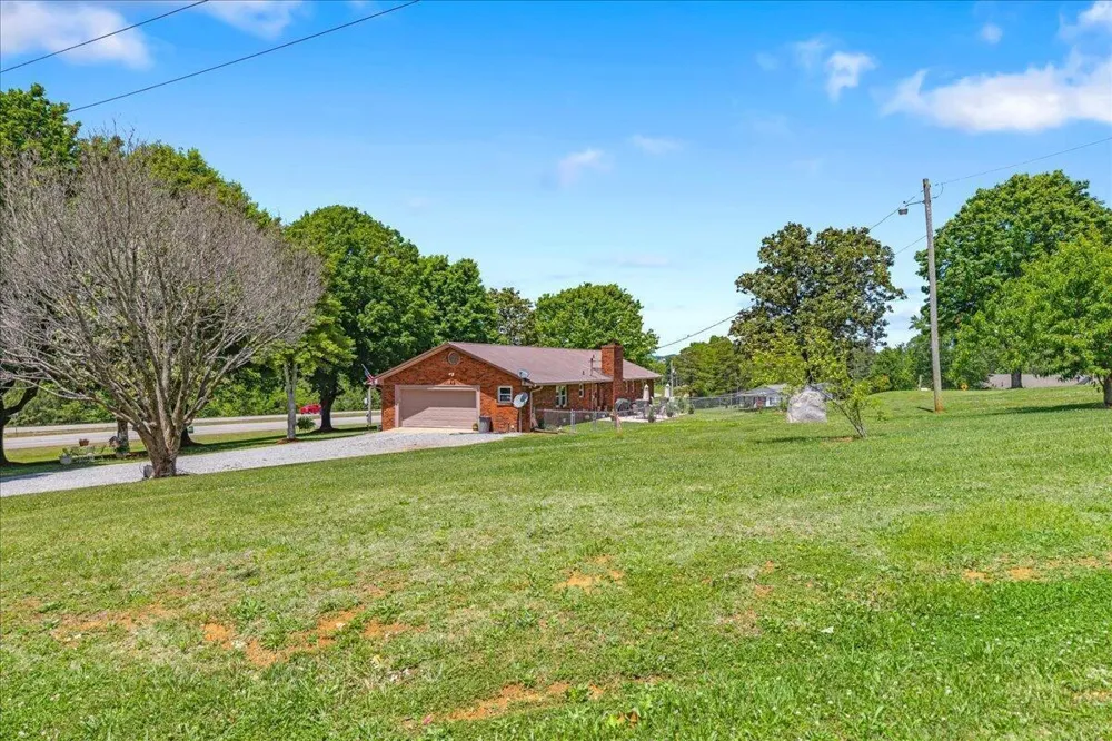 2065 Highway 30 E 2.34ac Athens, TN 37303