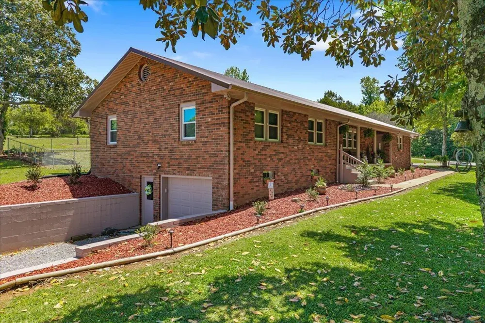 2065 Highway 30 E 2.34ac Athens, TN 37303