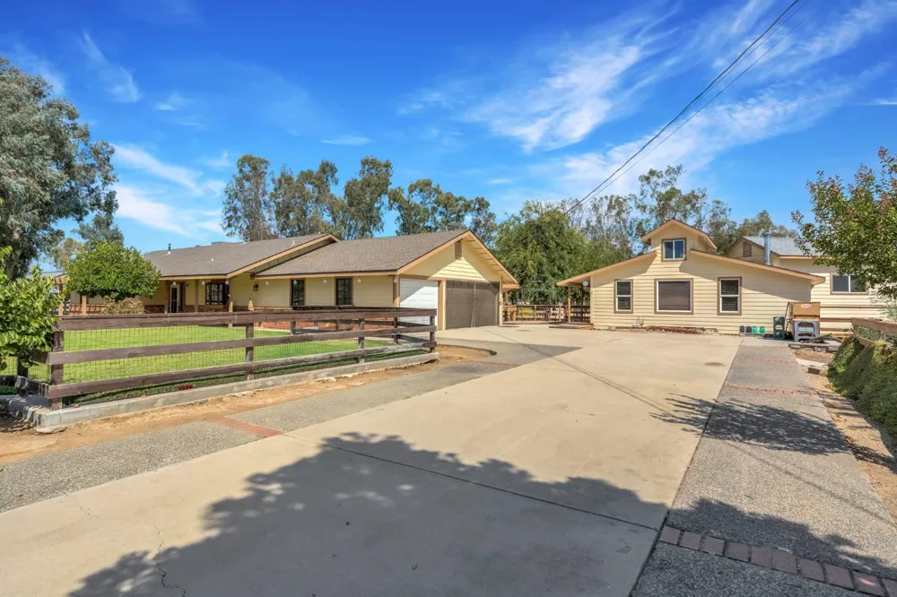 31031 Donald Avenue Madera, CA 93636