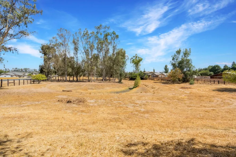 31031 Donald Avenue Madera, CA 93636