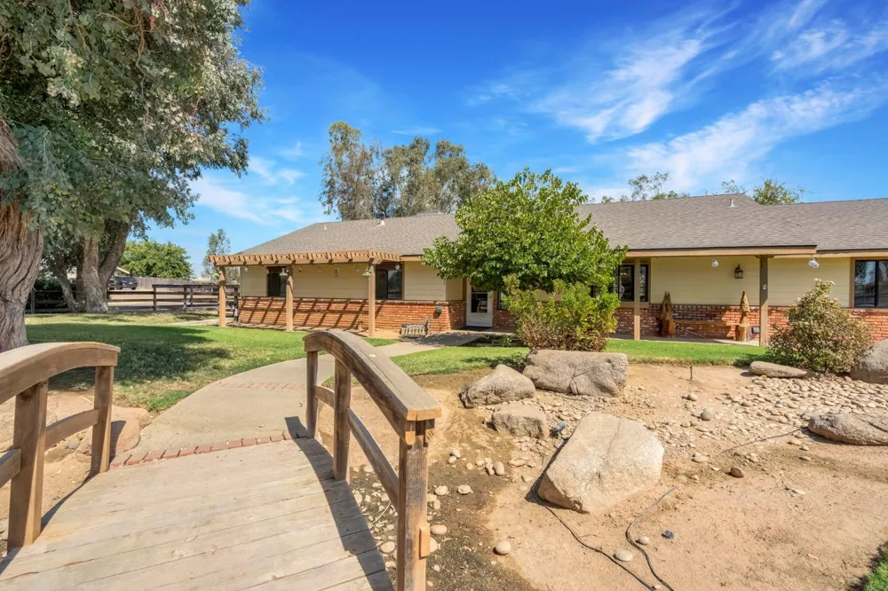 31031 Donald Avenue Madera, CA 93636