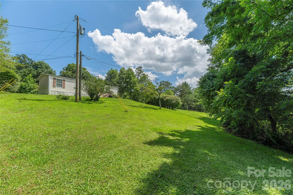 124 Sayles Town Place Fairview, NC 28730
