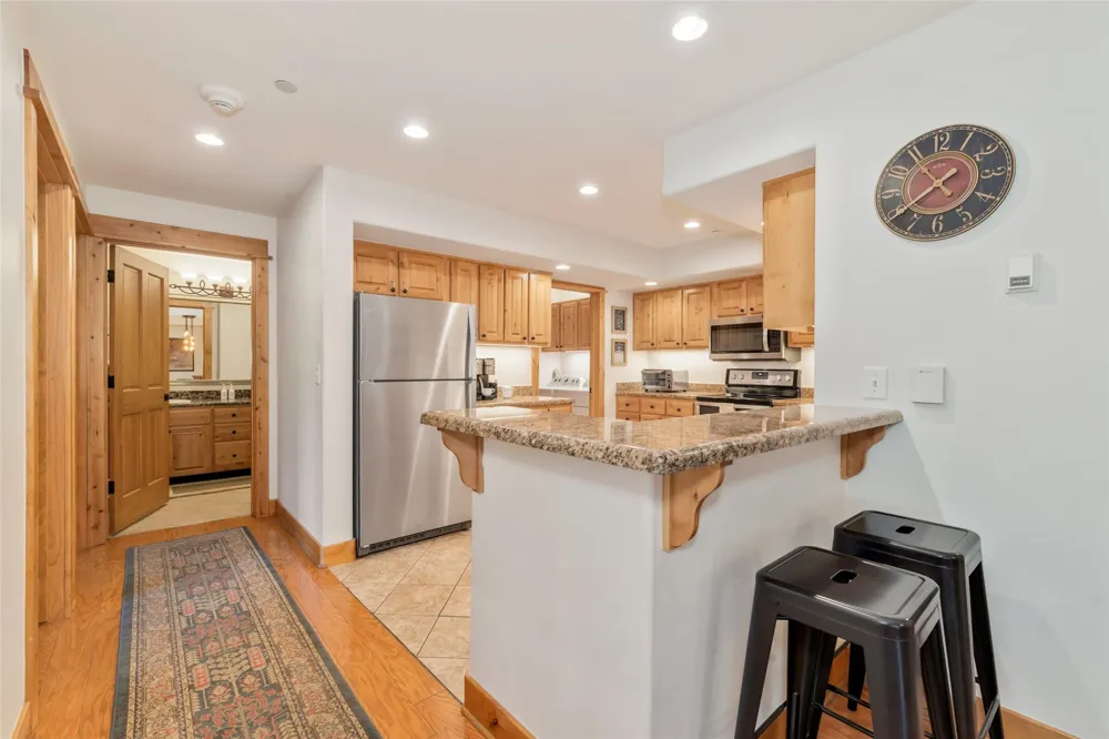 2720 Eagleridge Drive #A204 Steamboat Springs, CO 80487