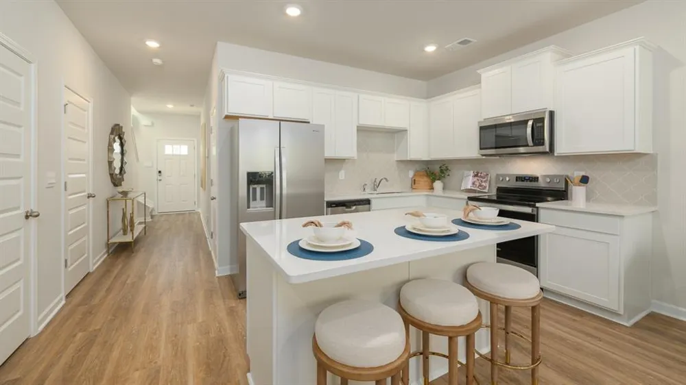 2033 Windward Rd Stone Mountain, GA 30088