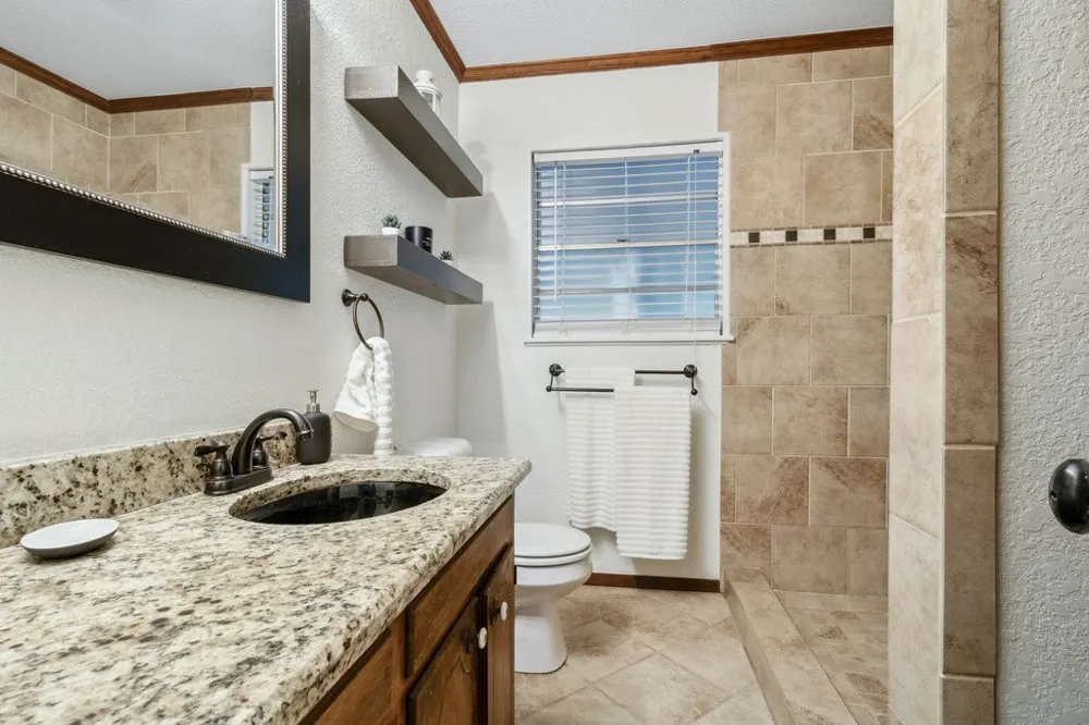 2328 Wildwood Way Tool, TX 75143