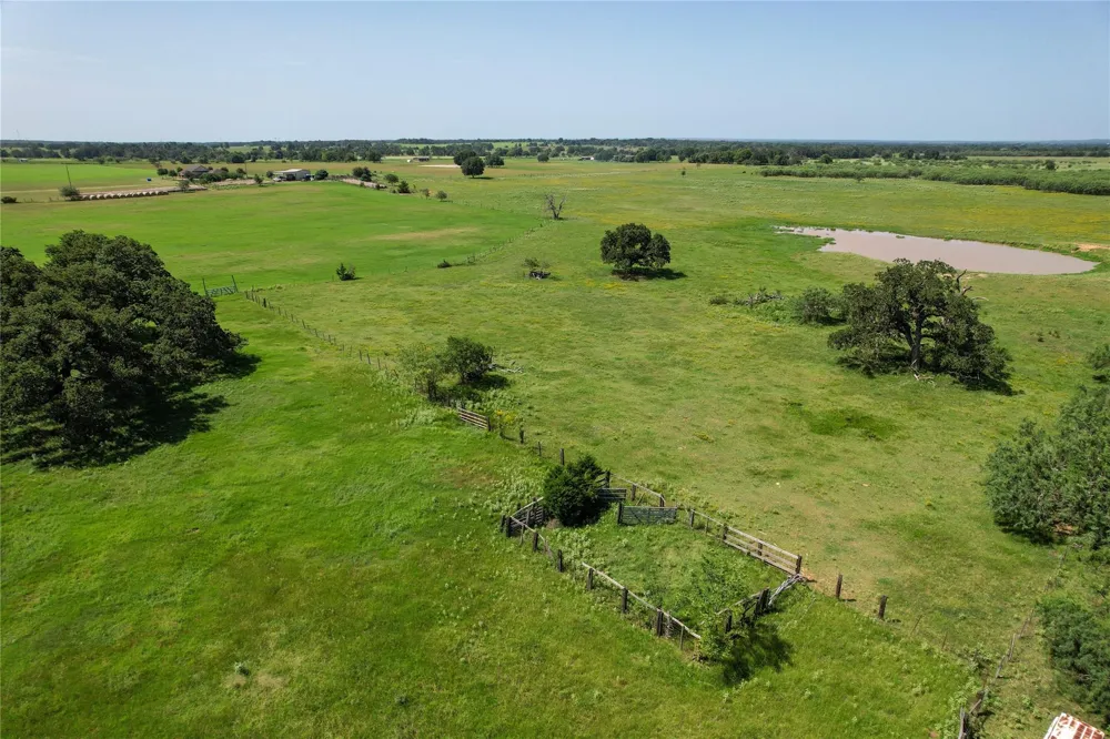 1 Cr 419 Bremond, TX 76629