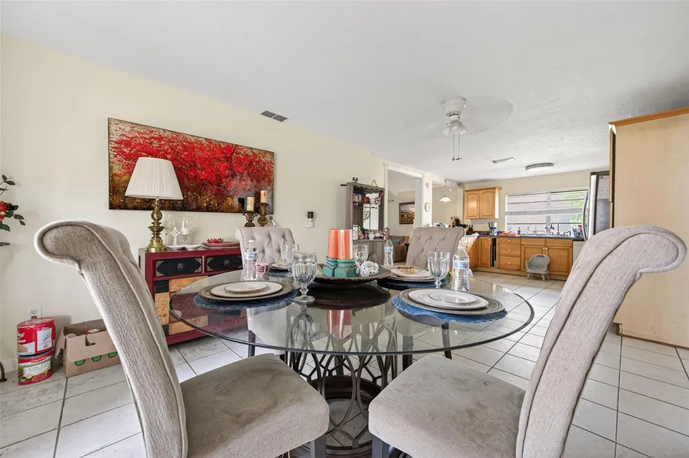 614 Pine Circle Seabrook, TX 77586