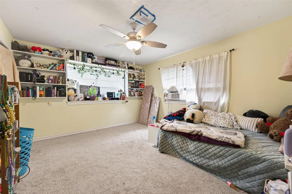 614 Pine Circle Seabrook, TX 77586