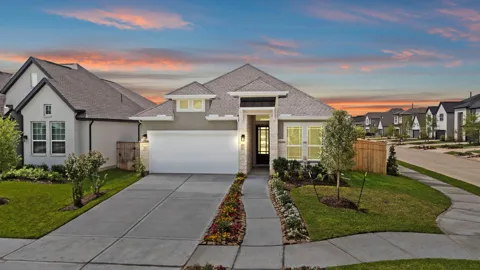 10930 Middle Ridge Drive