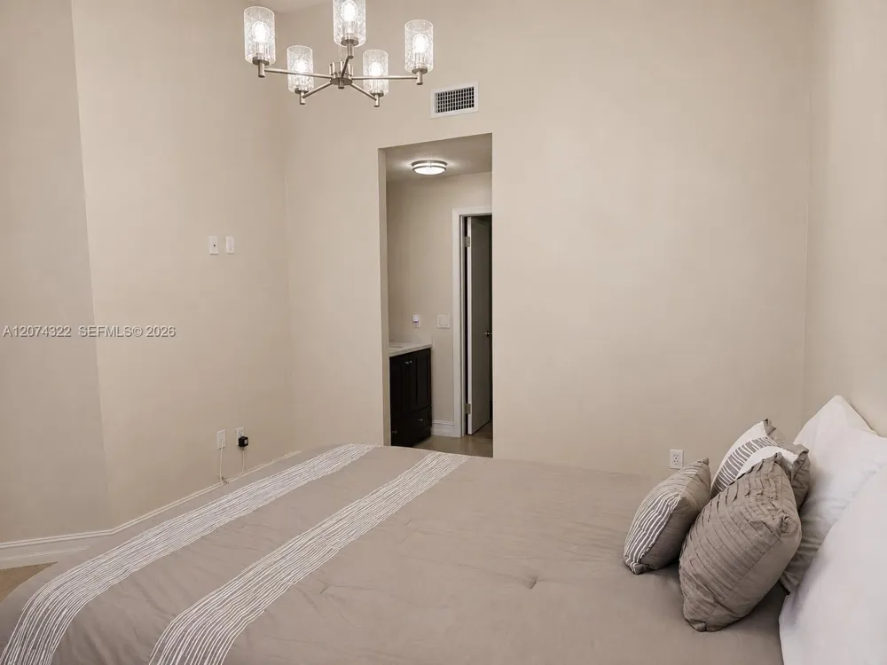 10240 SW 137th Ct Miami, FL 33186