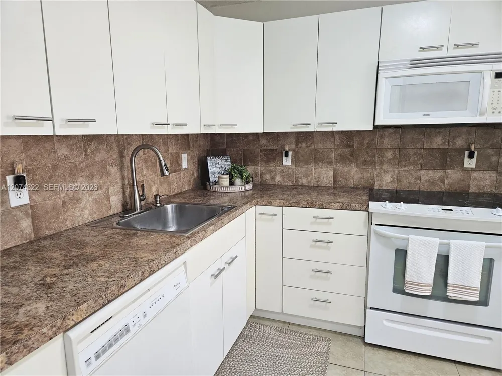 10240 SW 137th Ct Miami, FL 33186