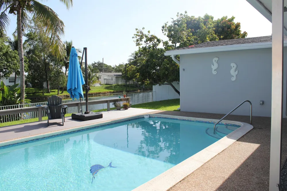 8571 NW 24th Court Sunrise, FL 33322