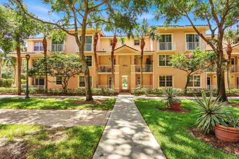 4812 S Central Boulevard #12