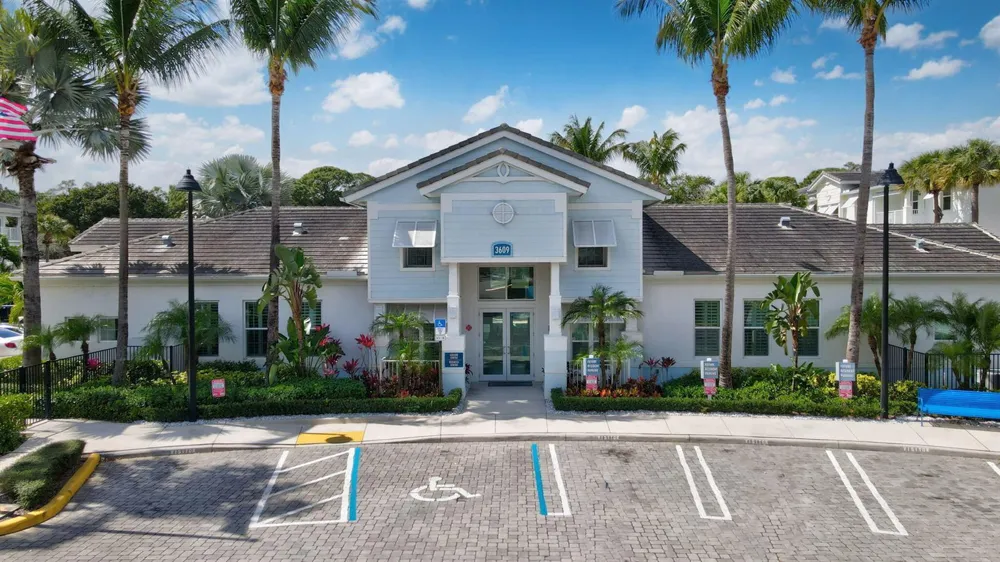 3607 High Ridge Road #207 Boynton Beach, FL 33426