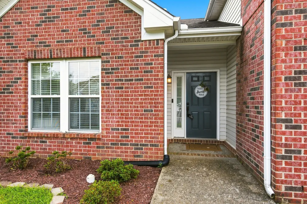 1277 Bending Creek Dr Antioch, TN 37013