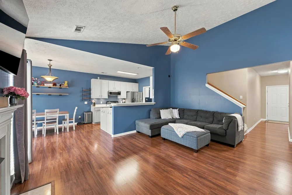 1277 Bending Creek Dr Antioch, TN 37013