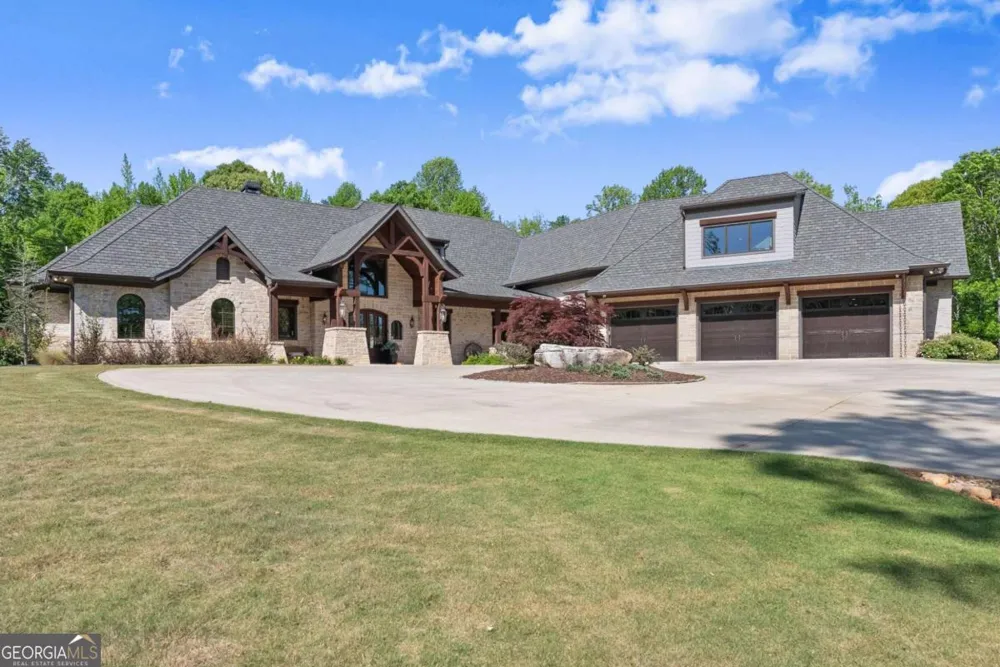 3263 Tanners Mill RD Gainesville, GA 30507