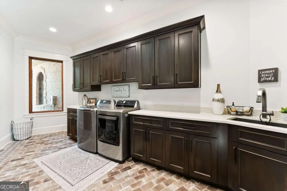 3263 Tanners Mill RD Gainesville, GA 30507