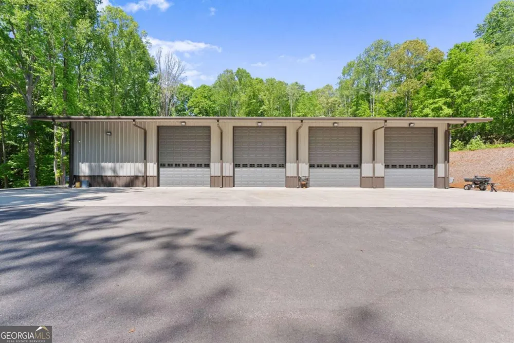 3263 Tanners Mill RD Gainesville, GA 30507