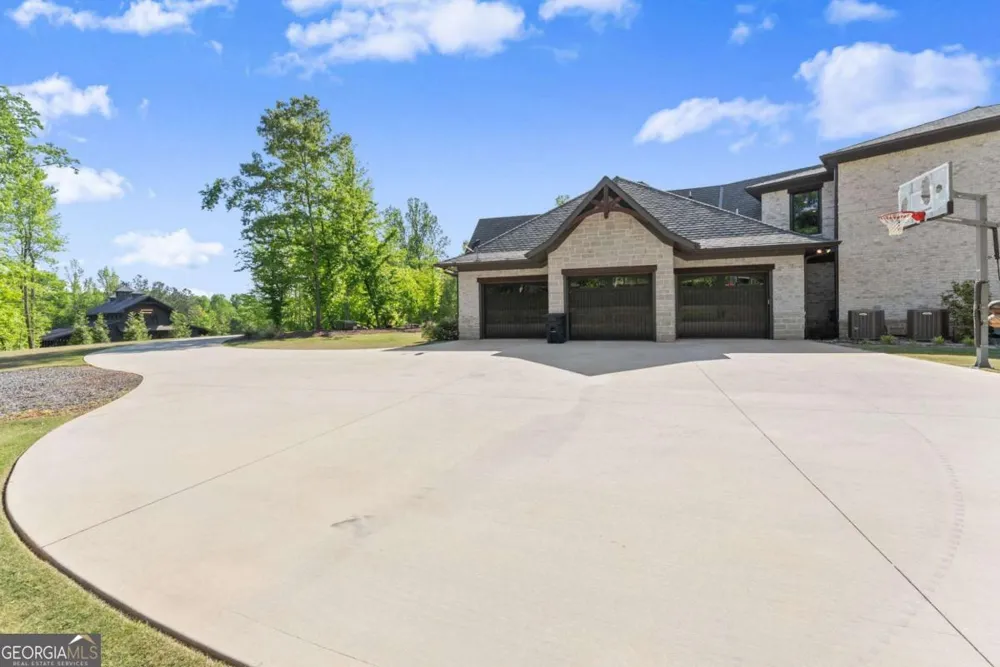 3263 Tanners Mill RD Gainesville, GA 30507