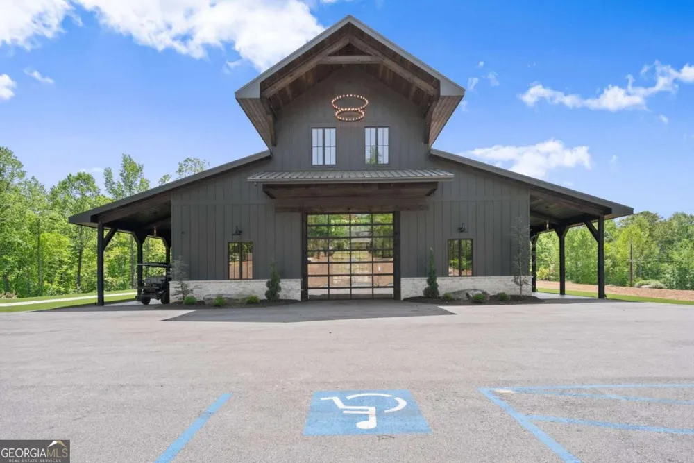 3263 Tanners Mill RD Gainesville, GA 30507