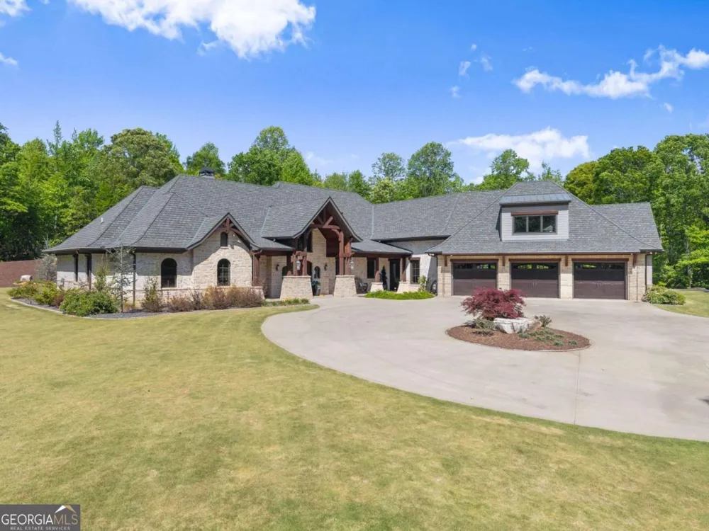 3263 Tanners Mill RD Gainesville, GA 30507