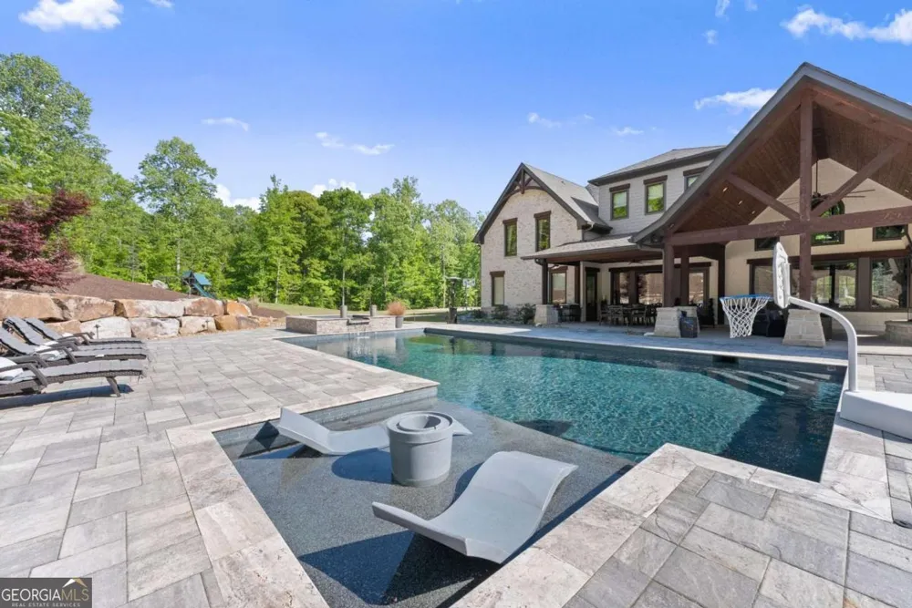 3263 Tanners Mill RD Gainesville, GA 30507