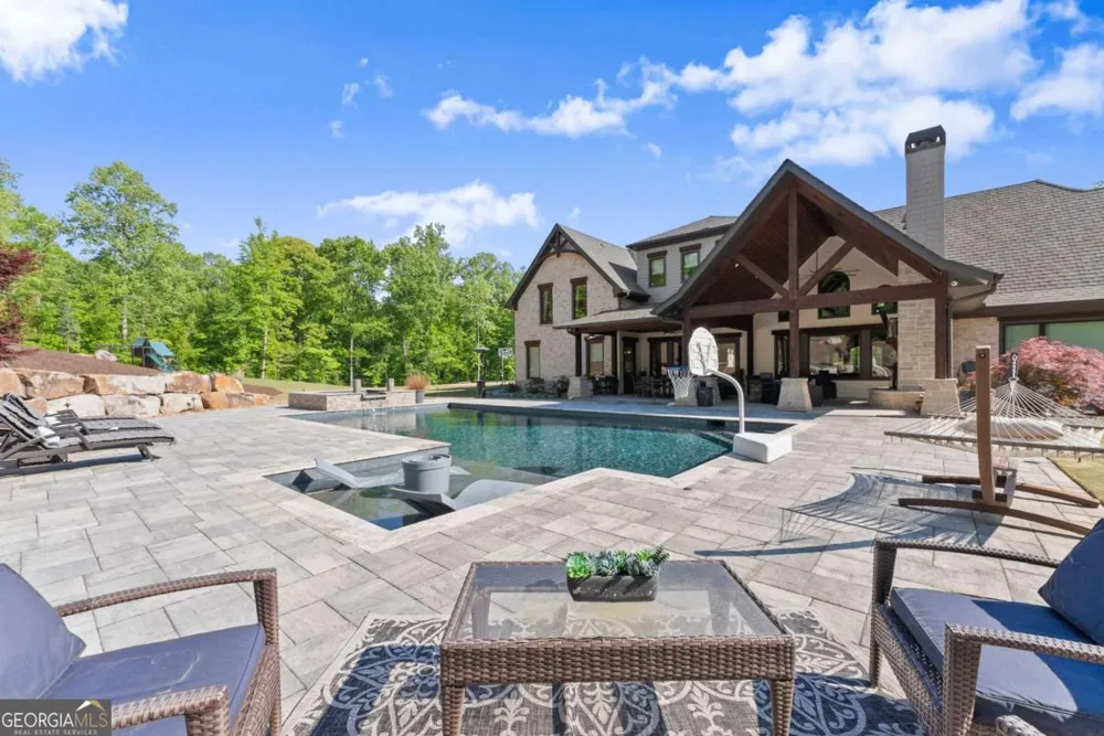 3263 Tanners Mill RD Gainesville, GA 30507