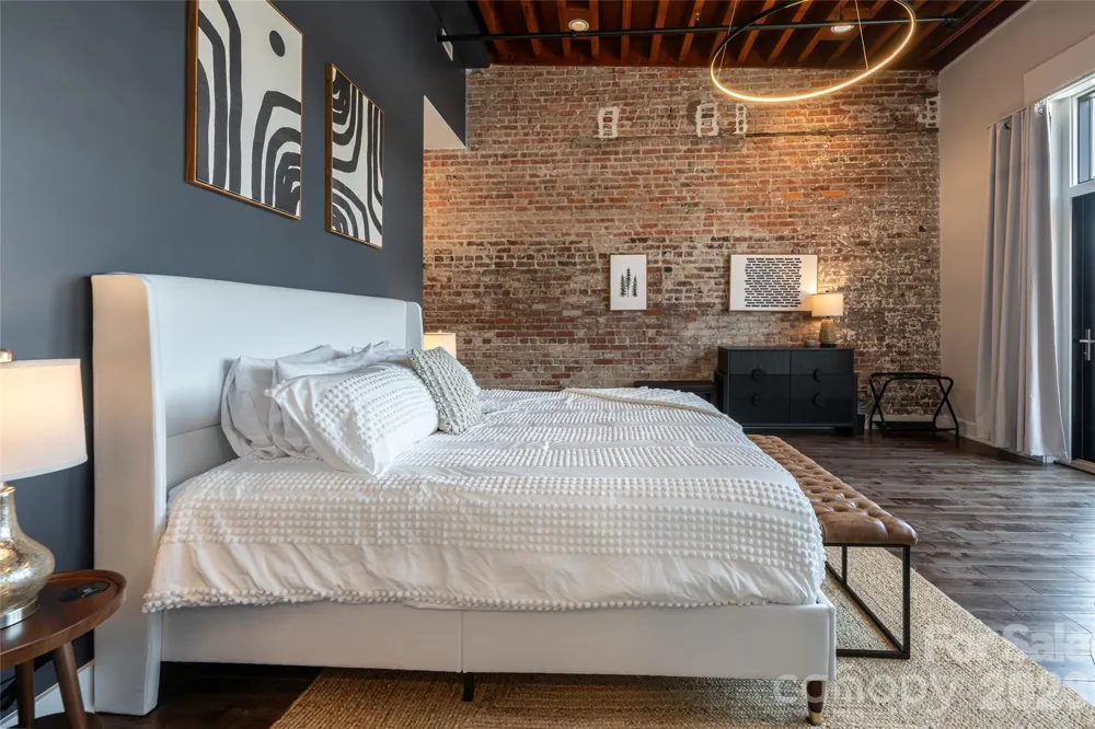 122 College Street #301 Asheville, NC 28801