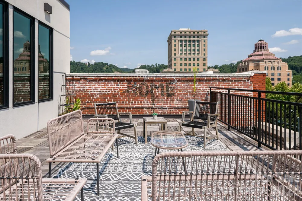122 College Street #301 Asheville, NC 28801