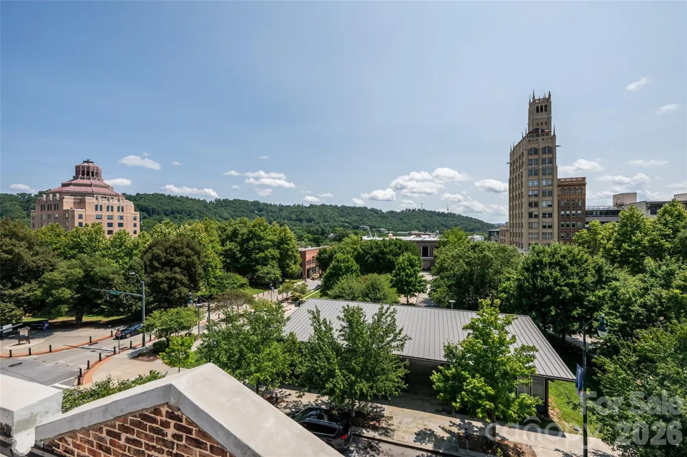122 College Street #301 Asheville, NC 28801