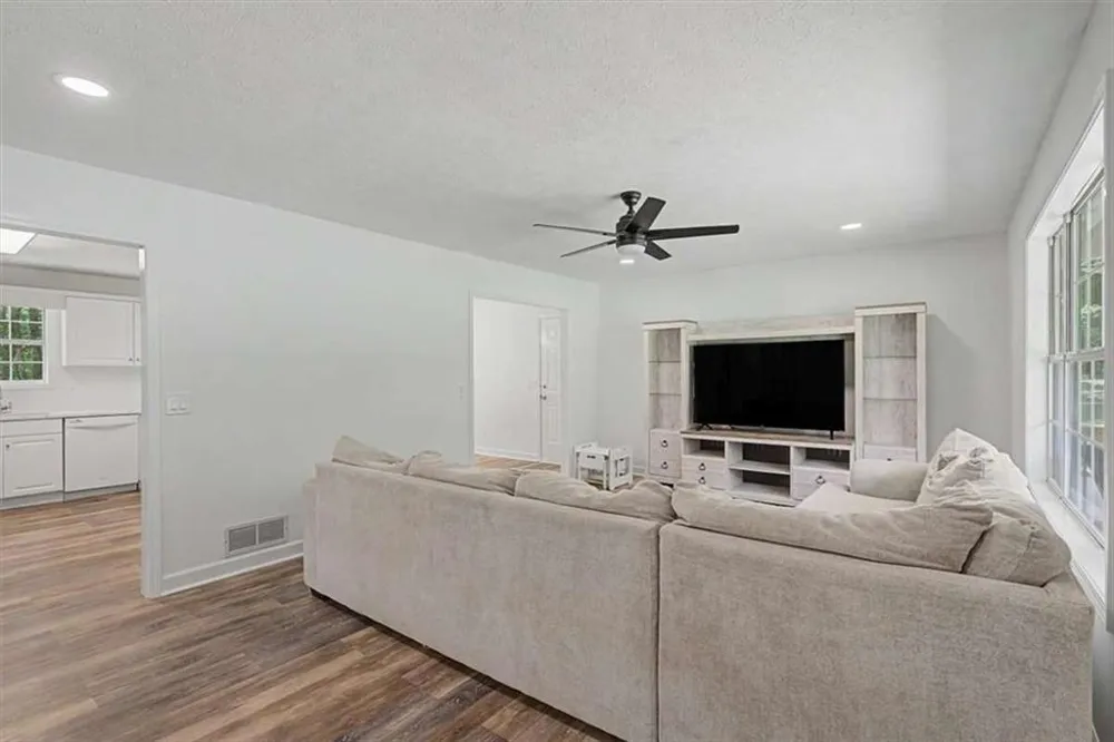 110 Mooyn Road Carrollton, GA 30116