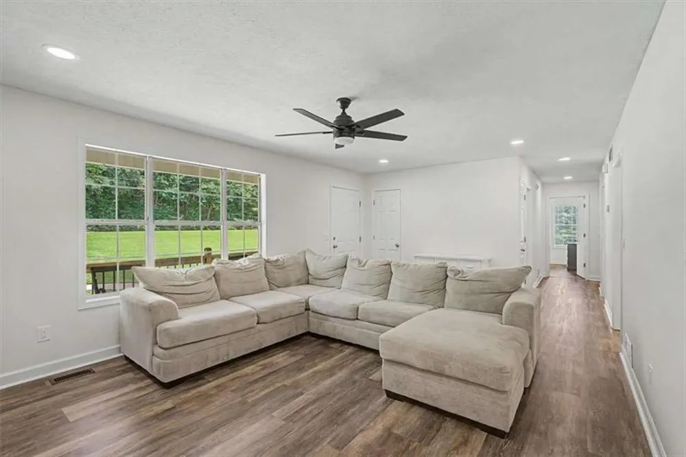 110 Mooyn Road Carrollton, GA 30116
