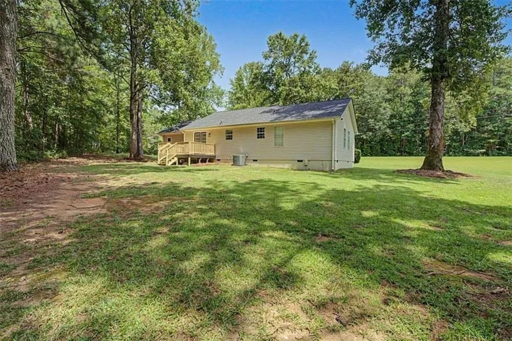 110 Mooyn Road Carrollton, GA 30116