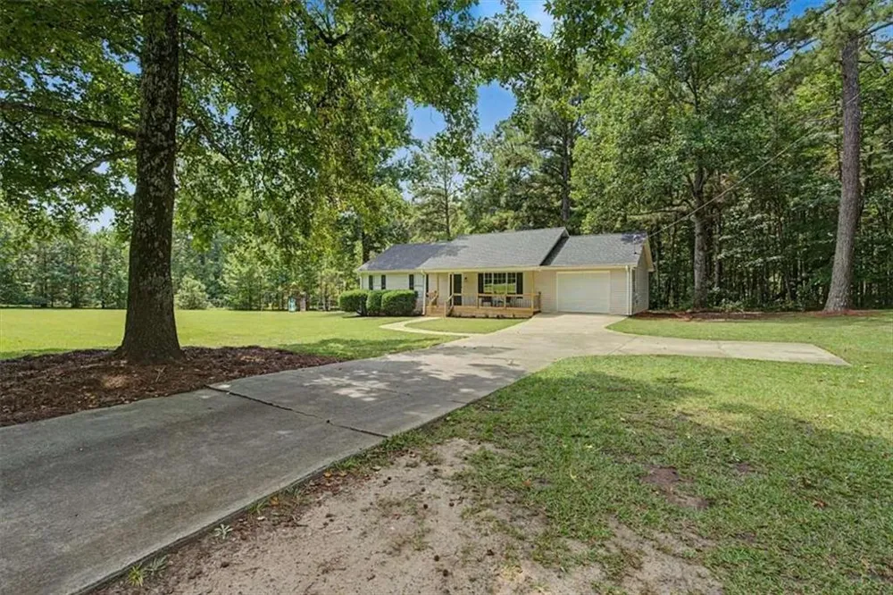 110 Mooyn Road Carrollton, GA 30116