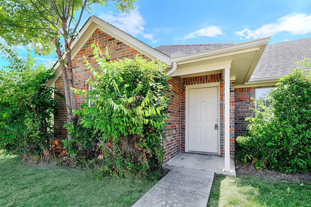 5003 Canton Street Greenville, TX 75402