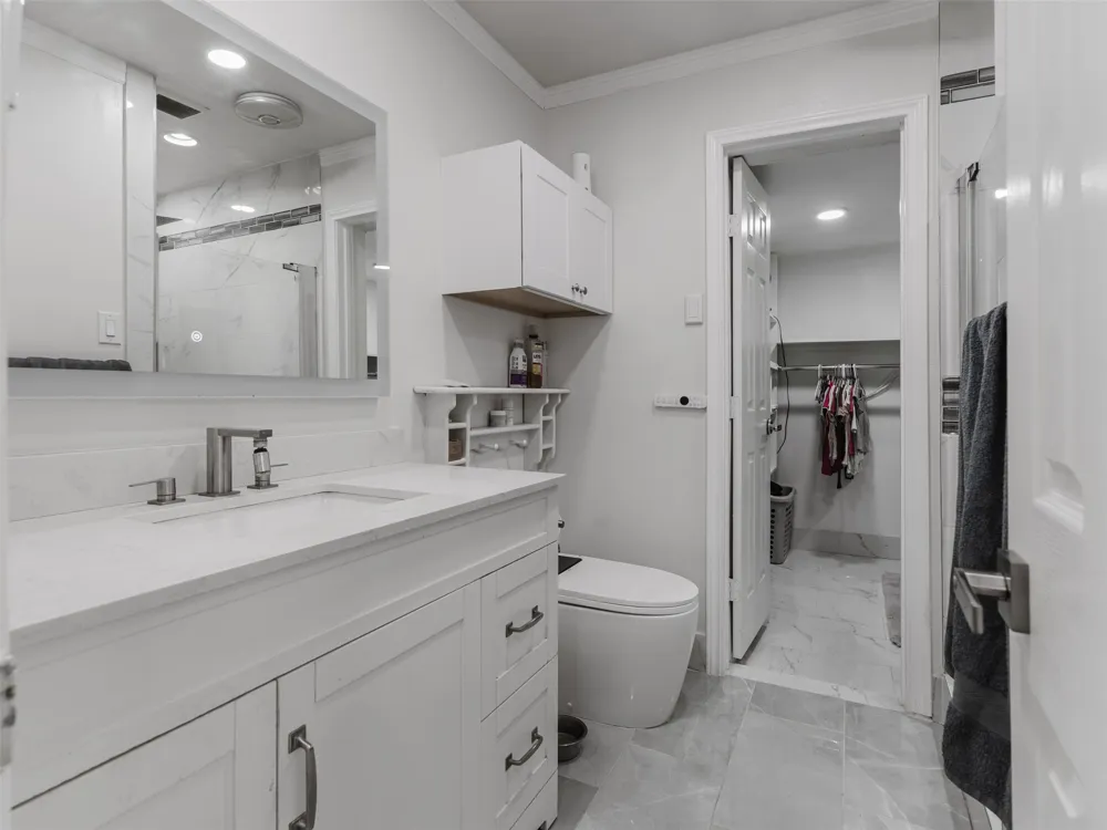 500 Oakwood Drive Euless, TX 76040