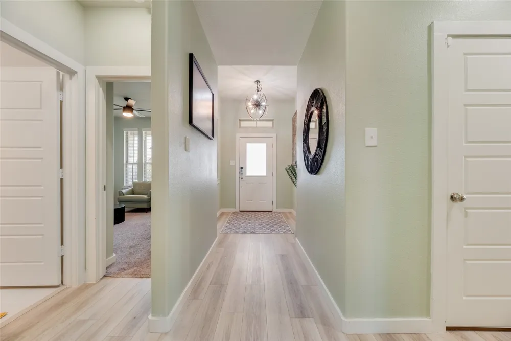 433 Leopold Trail Waxahachie, TX 75165